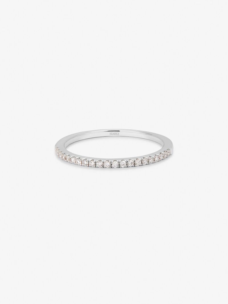 18K white gold medium engagement ring with diamonds image number 4