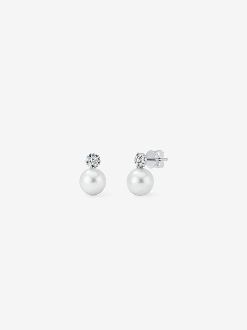 18k White Gold Earring with 8mm Australian Pearl and Diamond. image number 0