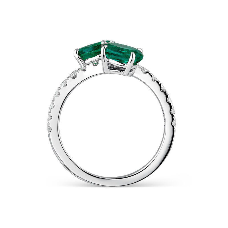 You and me ring in 18kt white gold with emeralds and diamonds, SO22092-E/A001_V