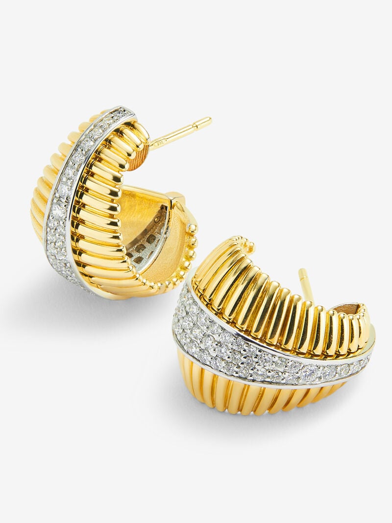 18K White and Yellow Gold Fluted Earrings with Pavé Diamonds image number 2