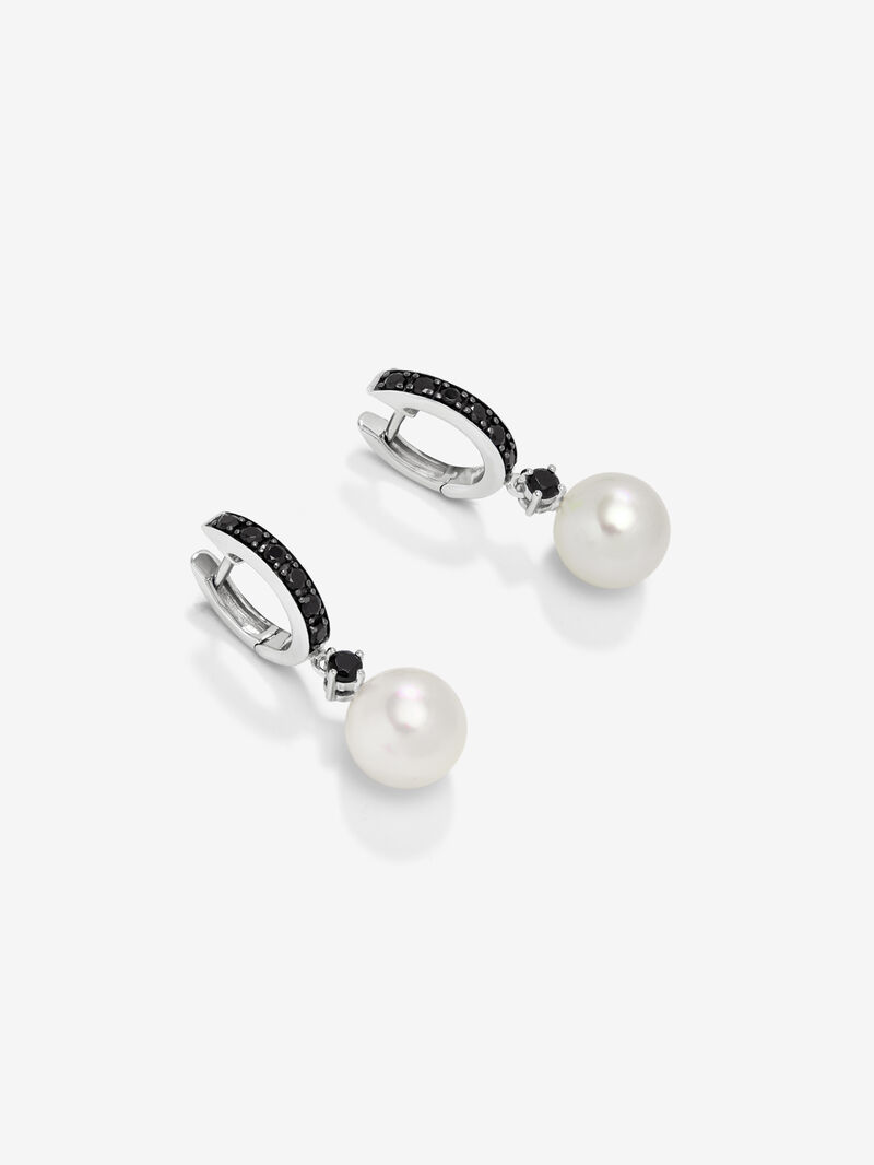 925 Silver hoop earring combined with 8.5 mm Akoya pearl and spinel. image number 2