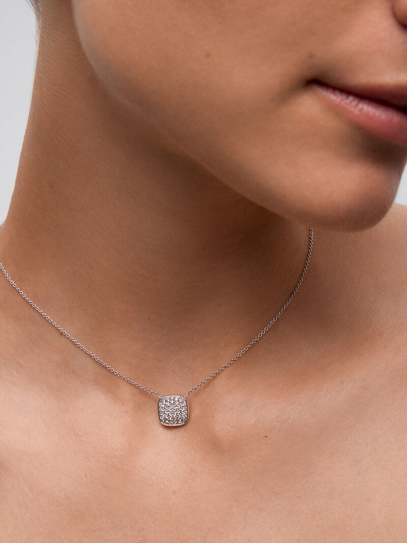 18K White Gold Pendant with Geometric Central Motif and Brilliant-Cut Pavé Diamonds image number 3