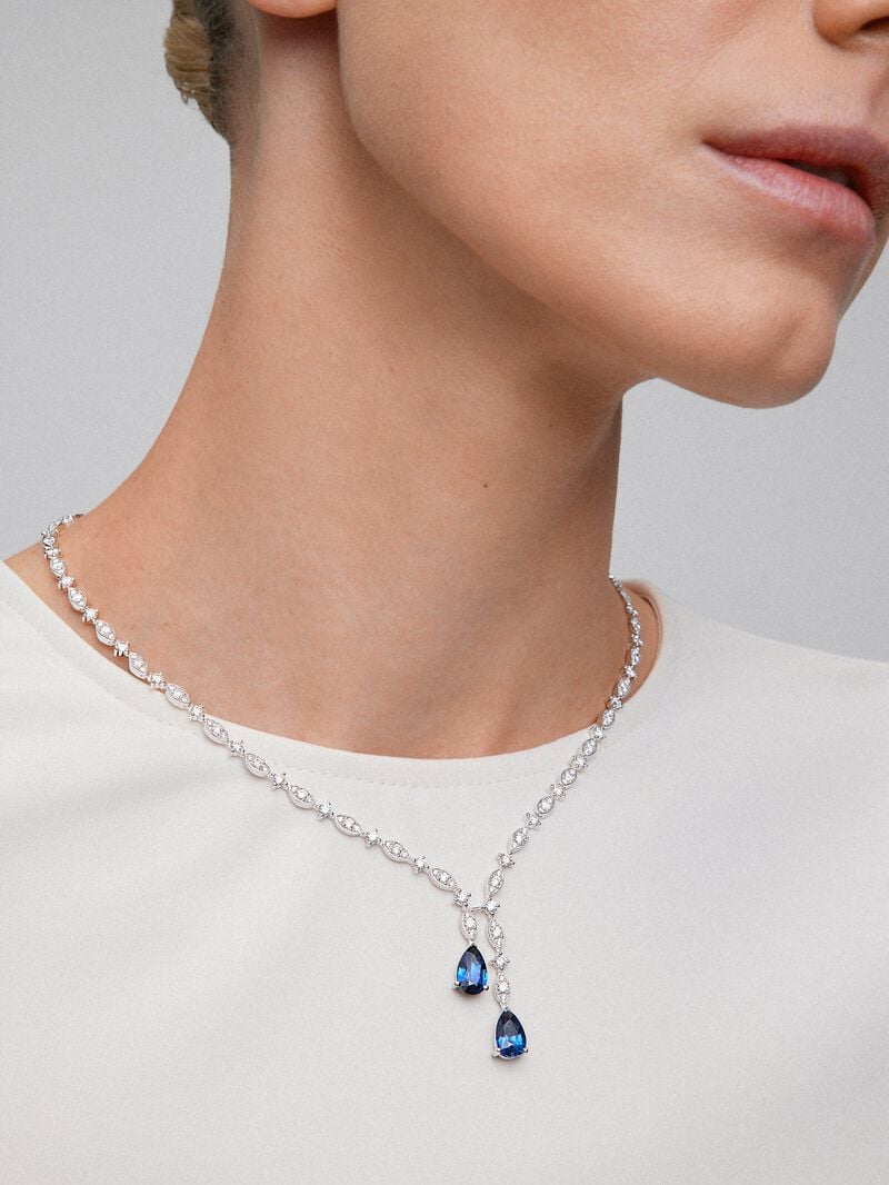 18K white gold necklace with intense blue sapping pear size 2.08 cts, royal blue zafiro in 2,07 cts and white diamonds in 6.38 cts bright diamonds image number 3