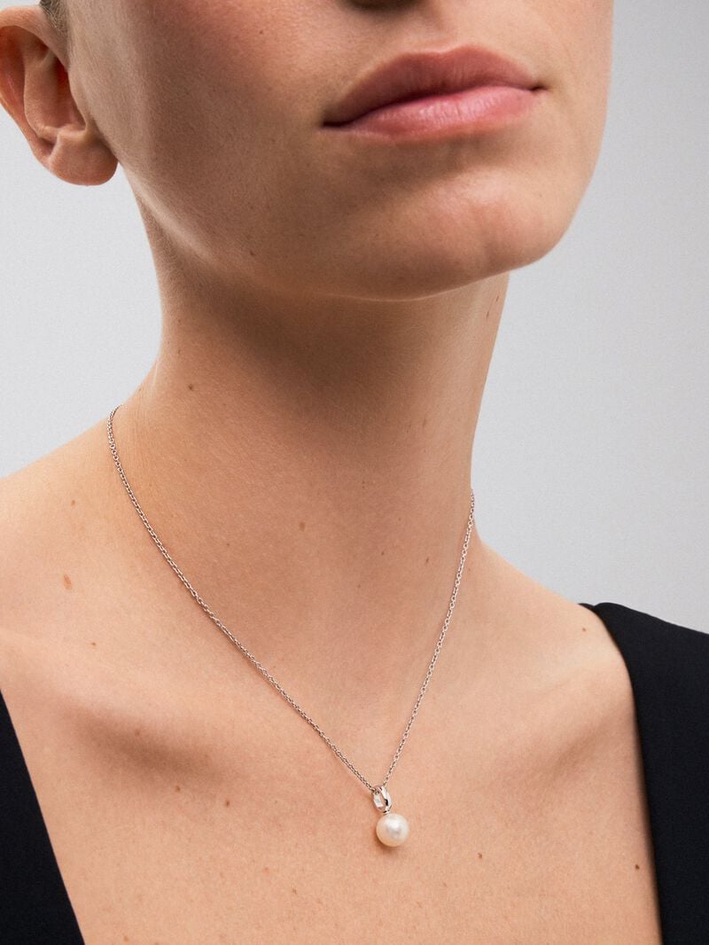 925 Silver chain pendant with 8.5mm Australian pearl. image number 0