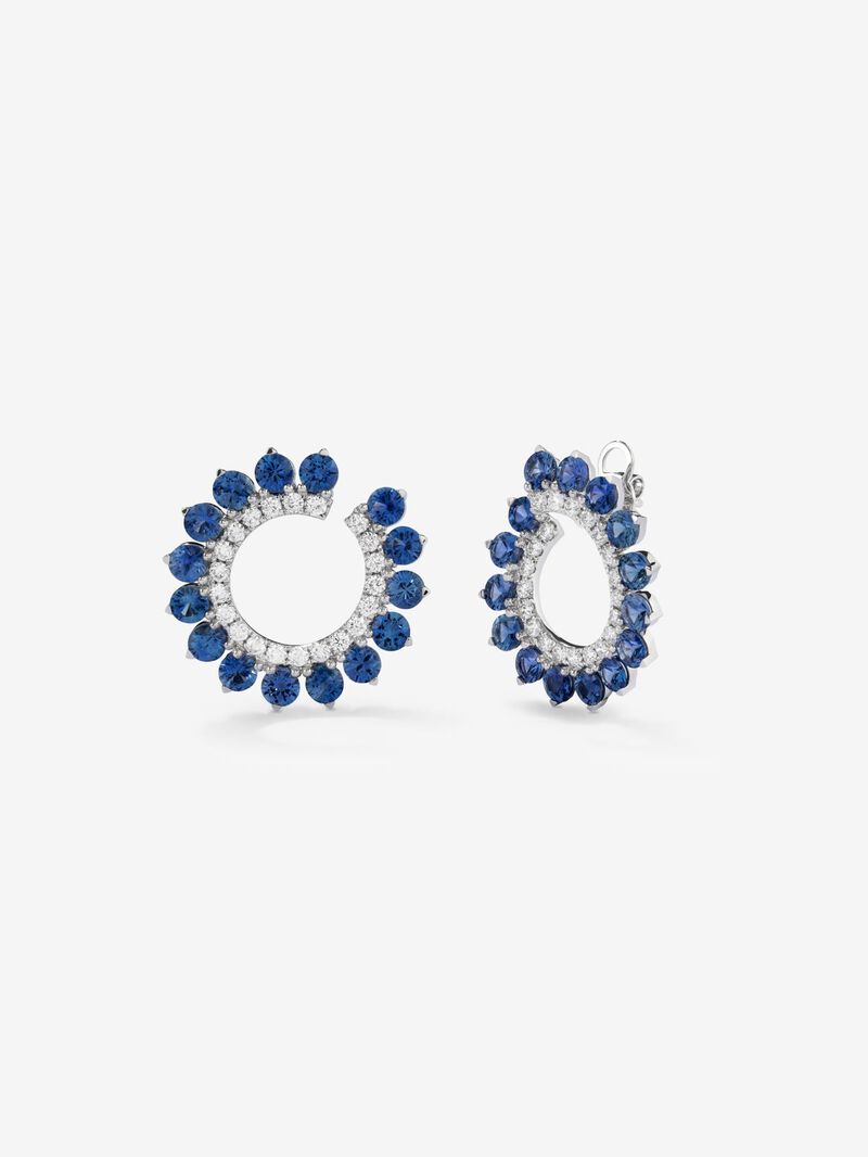 18K white gold hoop earrings with 30 brilliant-cut blue sapphires with a total of 5.85 cts and 42 brilliant-cut diamonds with a total of 1 cts image number 0