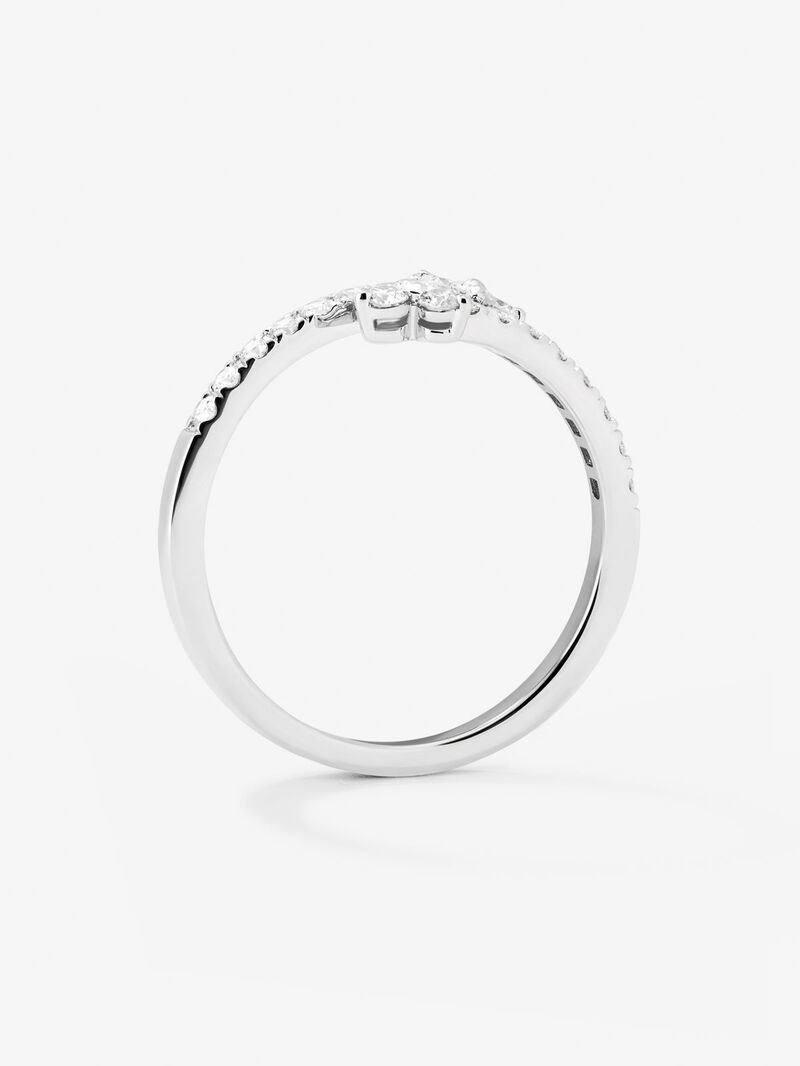 You and me ring in 18K white gold with 22 brilliant-cut diamonds with a total of 0.17 cts image number 4