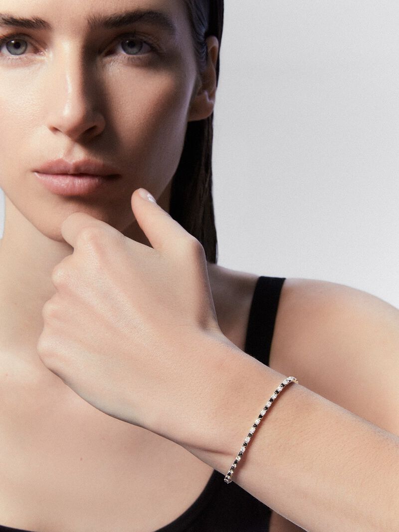 18K White Gold Riviere bracelet with black diamond and white diamond image number 5