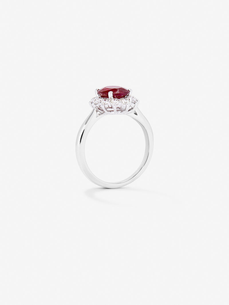 18K White Gold Ring with Red Red Vivid in 2.37 cts oval size and white diamonds of 0.6 cts image number 4
