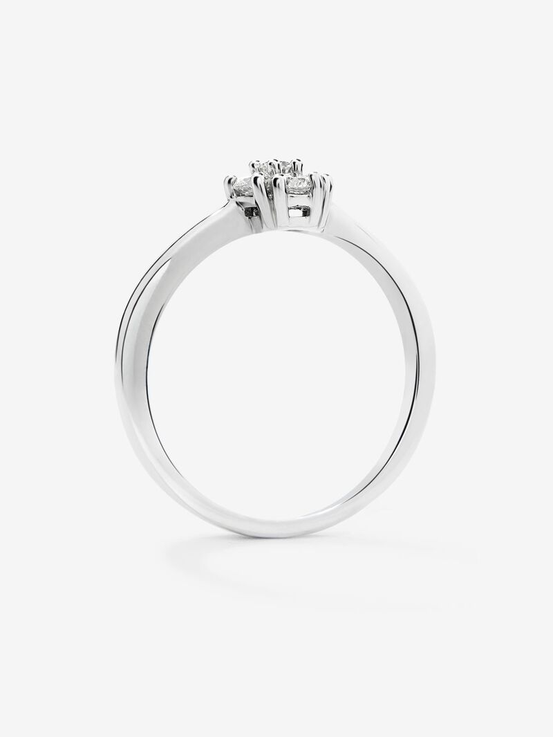 18K White Gold Diamond Pave Ring image number 4