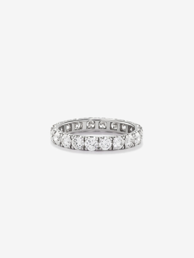 Full eternity engagement ring in 18K white gold with claw set diamonds image number 2
