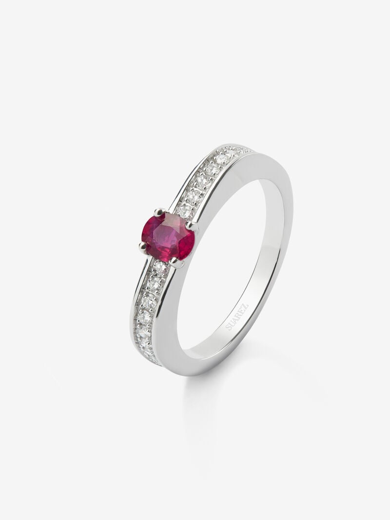 18K white gold ring with oval-cut red ruby ​​of 0.42 cts and 22 brilliant-cut diamonds with a total of 0.16 cts image number 0
