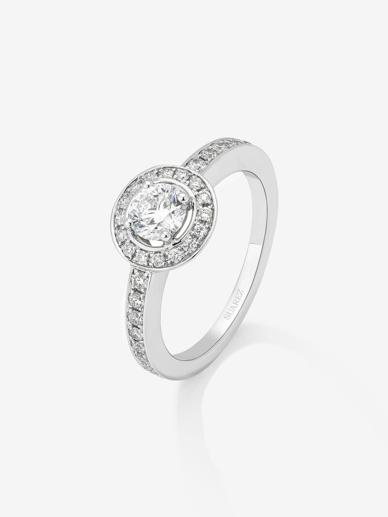 Engagement ring image number 0