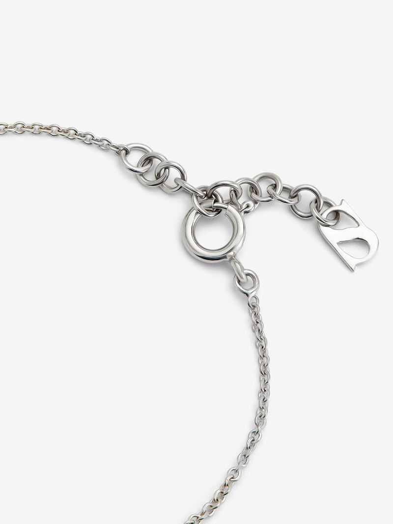 18K white gold bracelet with a 0.14 ct central brilliant-cut diamond, diamond pavé, and a maple leaf design image number 4