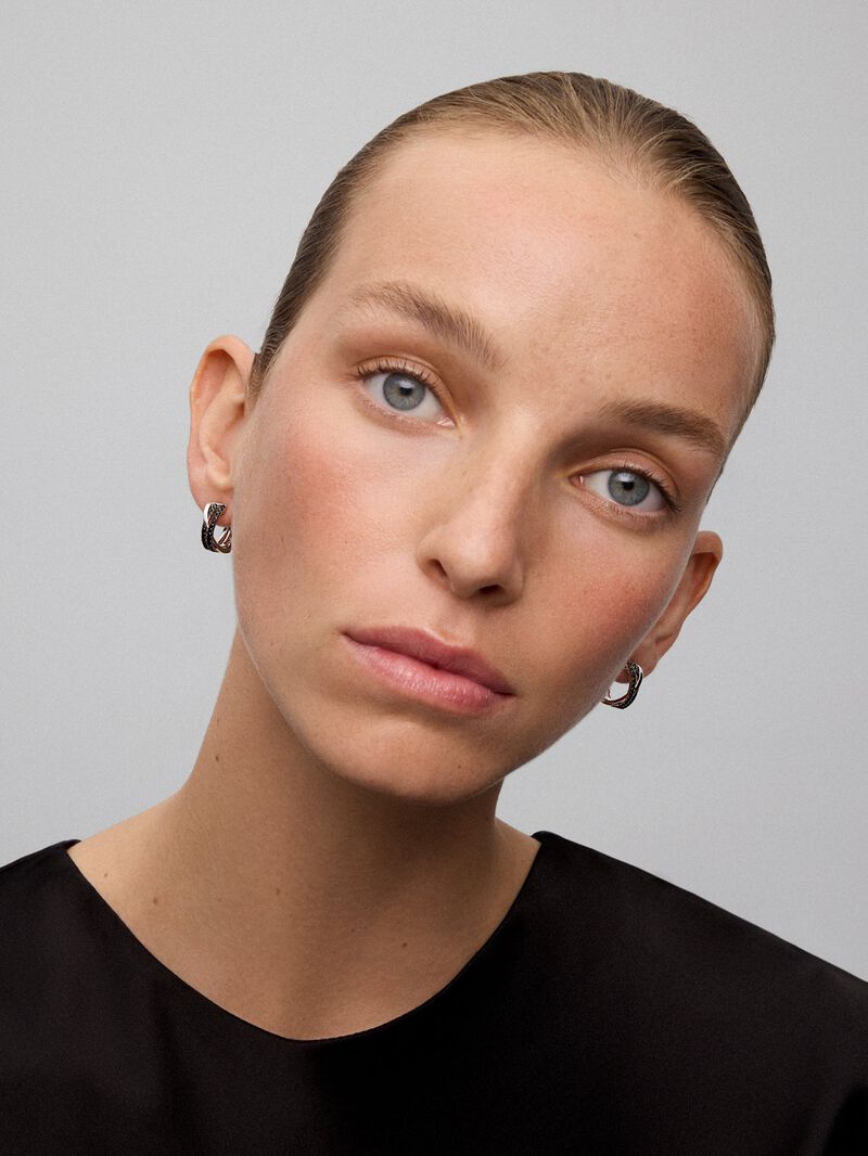 Double crossed hoop earrings made of 925 silver with spinels. image number 3