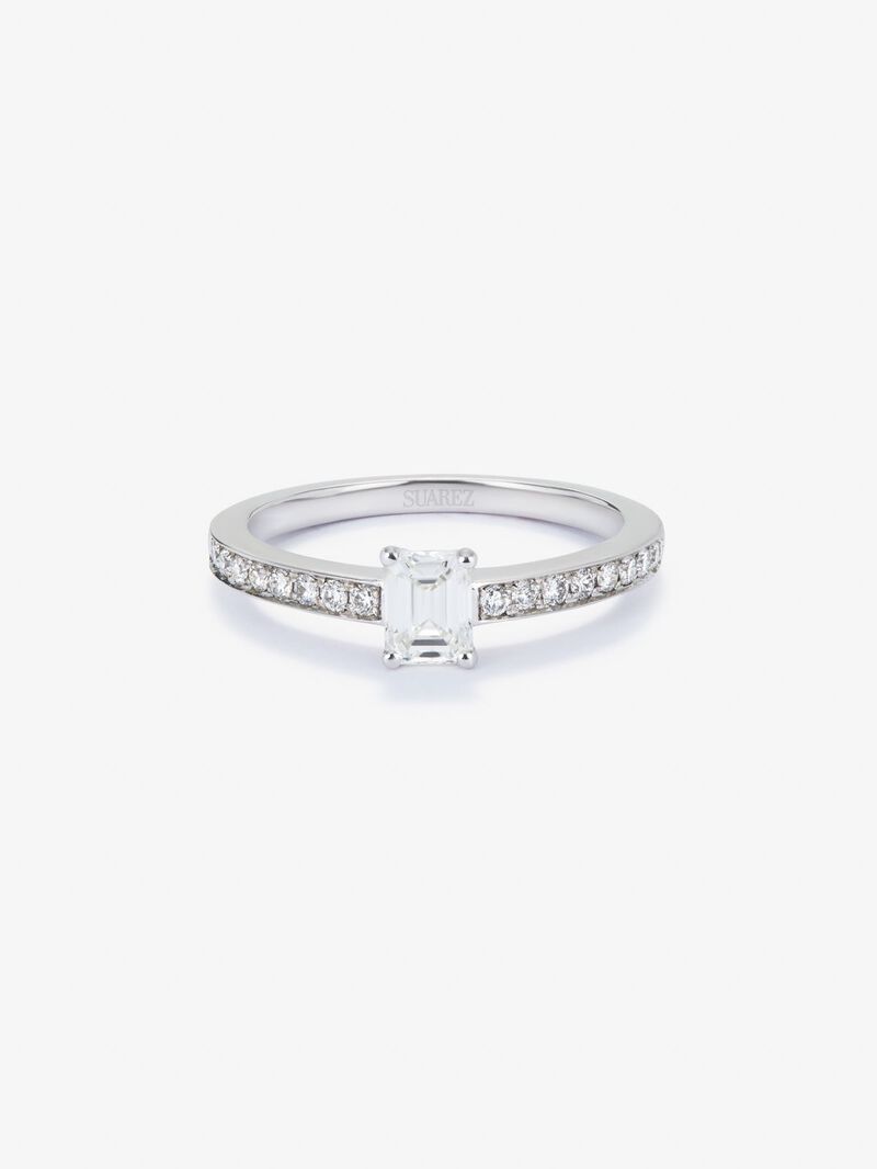 18K white gold ring with central emerald-cut diamond of 0.5 cts and arm of 18 brilliant-cut diamonds with a total of 0.19 cts image number 2