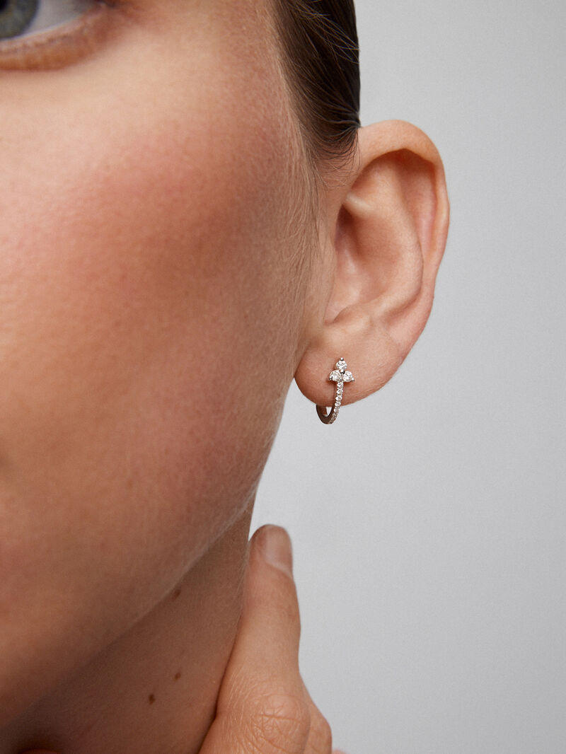 18K white gold hoop earrings with 22 brilliant-cut diamonds with a total of 0.28 cts image number 1