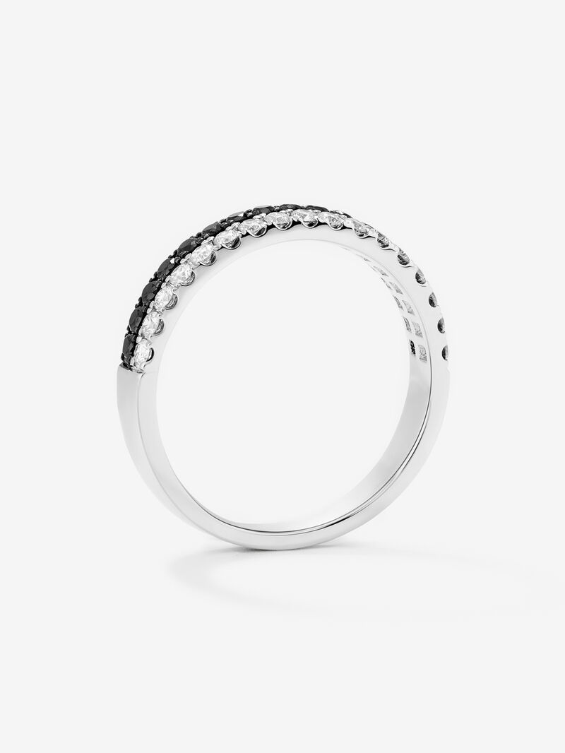 18K white gold ring with 17 brilliant-cut diamonds with a total of 0.24 cts and 17 brilliant-cut black diamonds with a total of 0.27 cts image number 3