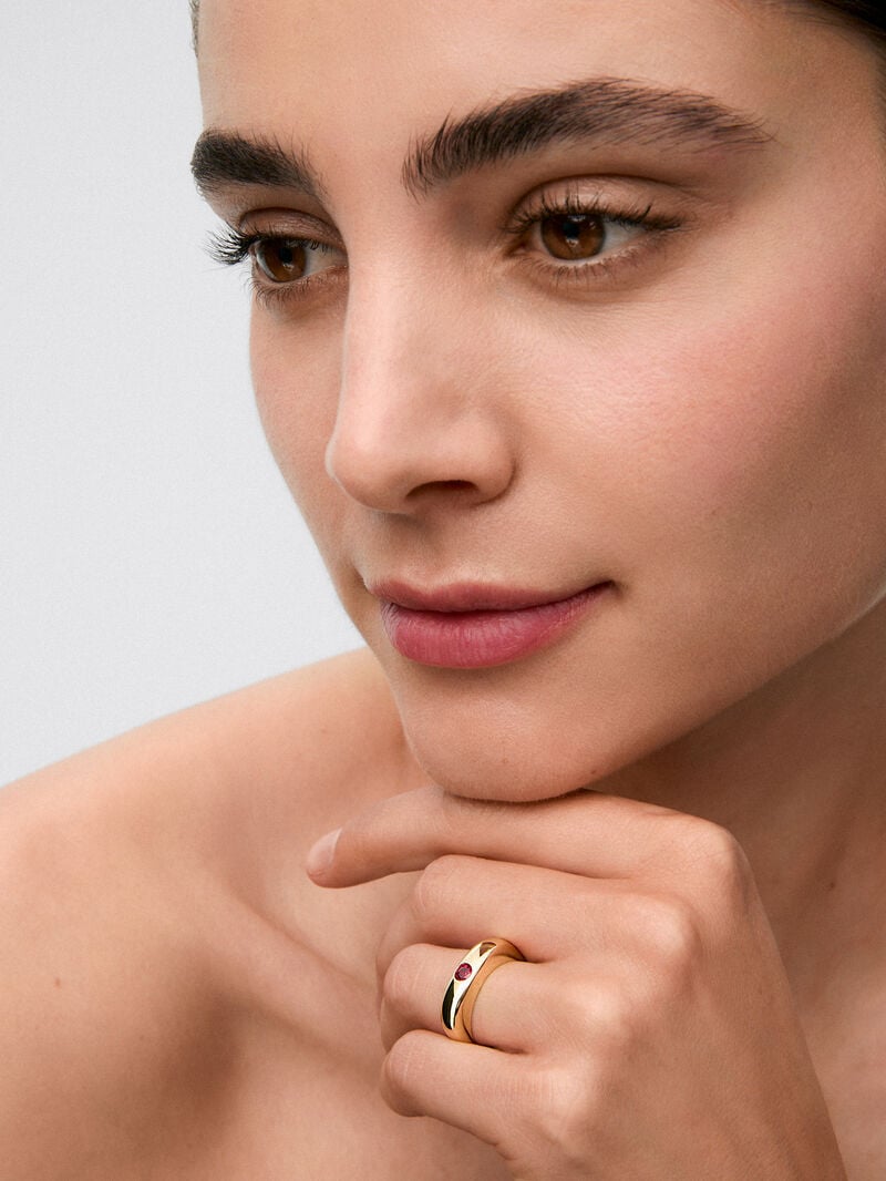 18K yellow gold ring with 0.32 ct brilliant cut ruby image number 1