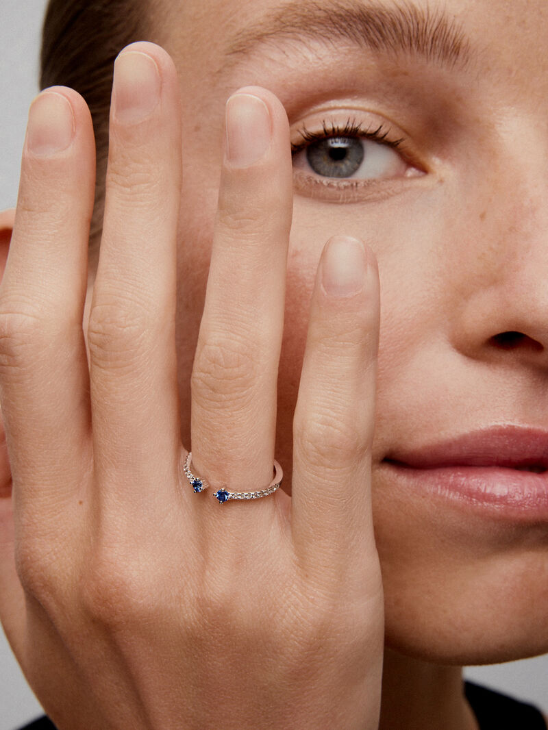 Open 18k White Gold Ring with Sapphire and Diamond image number 3