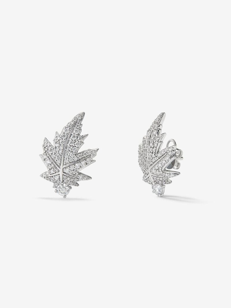 18K white gold earrings with two central diamonds totaling 0.26 cts, diamond pavé, and a maple leaf design. image number 0