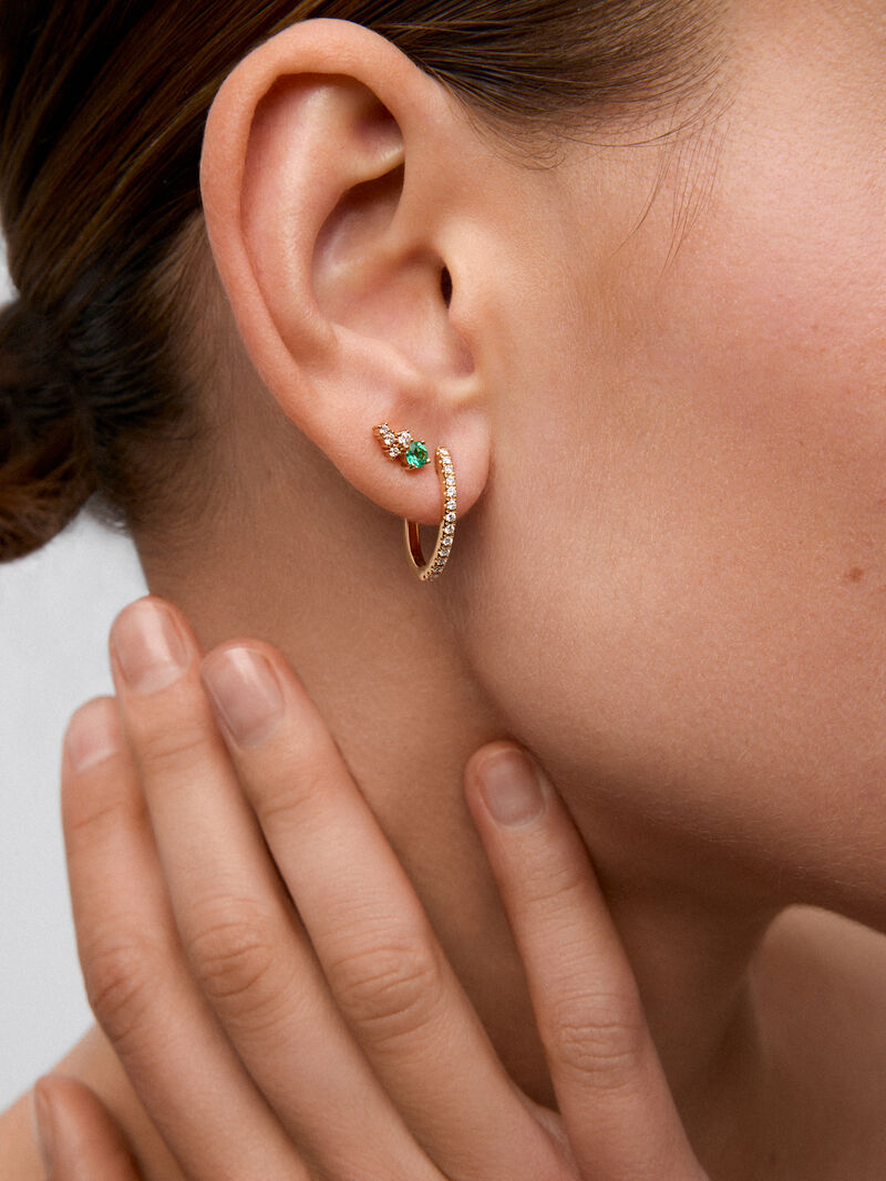 Single left earring in 18K yellow gold with emerald and diamonds. image number 3
