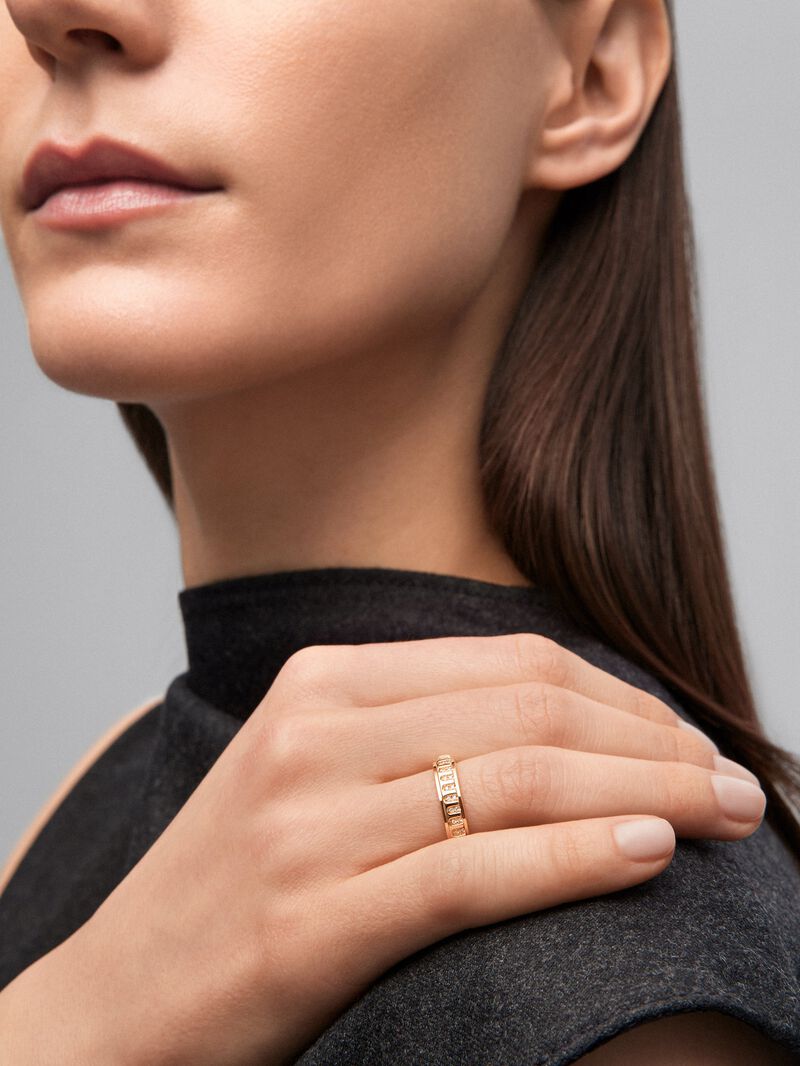 18K yellow gold ring with 50 brilliant-cut diamonds with a total of 0.18 cts image number 5