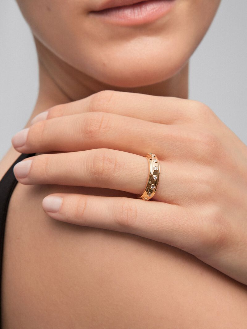 18K yellow gold ring with 16 brilliant-cut diamonds with a total of 0.28 cts image number 3