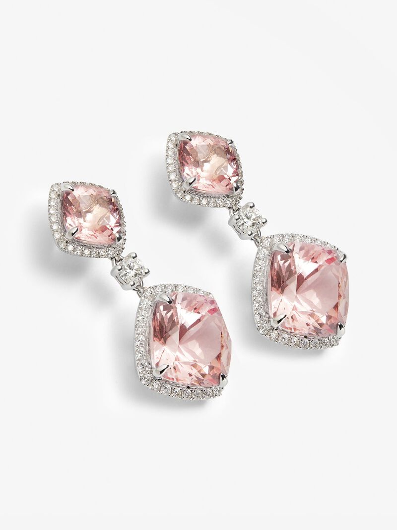 18K white gold earrings with 10.33 ct cushion-cut morganites and 0.85 ct brilliant-cut diamonds image number 2
