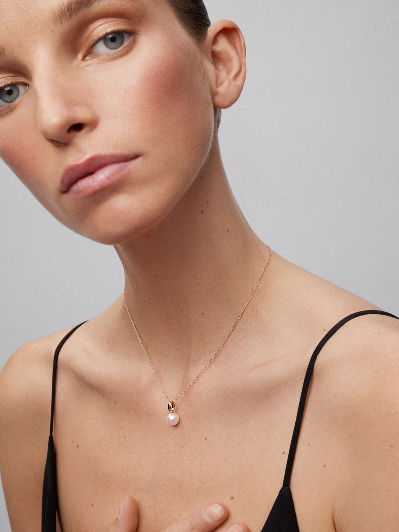 18k rose gold chain pendant with 8.5mm akoya pearl. image number 3