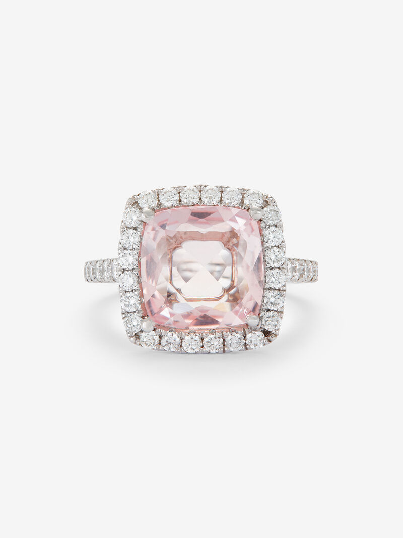 18K white gold ring with cushion-cut pink morganite of 3.6 cts and brilliant-cut diamonds of 0.68 cts image number 1