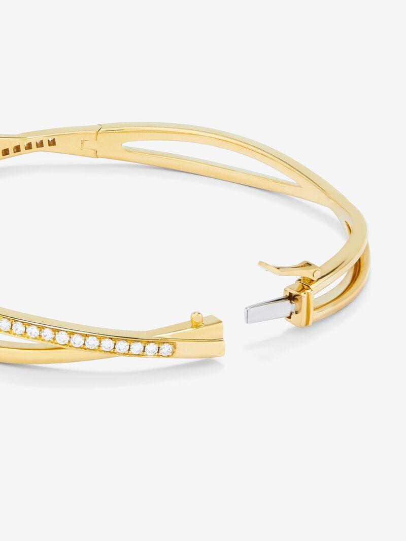 Rigid yellow gold bracelet of 18k with white diamonds in 0.74 cts image number 9