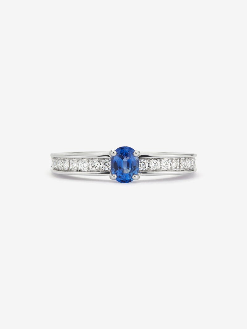 18K white gold ring with oval-cut blue sapphire of 0.44 cts and 22 brilliant-cut diamonds with a total of 0.16 cts image number 2
