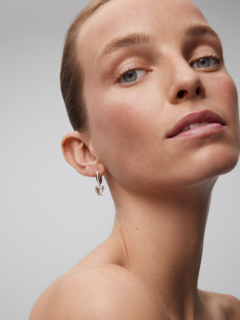925 Silver hoop earrings with hanging green amethyst image number 3