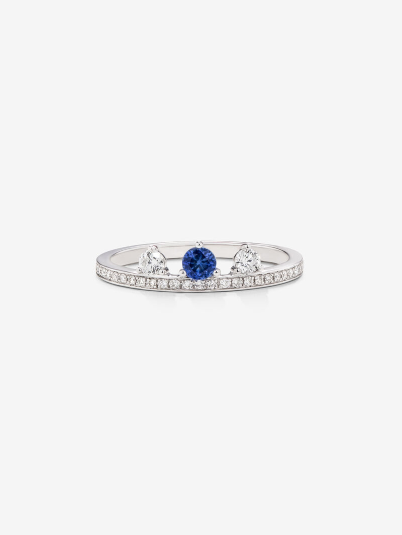 18K white gold ring with sapphire and diamonds image number 2