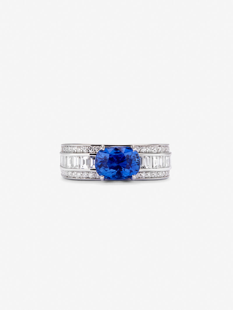 18K White Gold Ring with Royal Blue Sapp image number 2