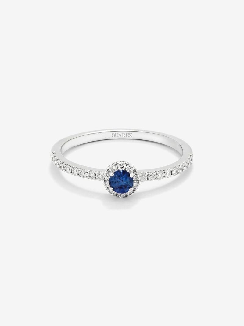 18K white gold ring with brilliant-cut blue sapphire of 0.15 cts and border and arm of 28 brilliant-cut diamonds with a total of 0.2 cts image number 1