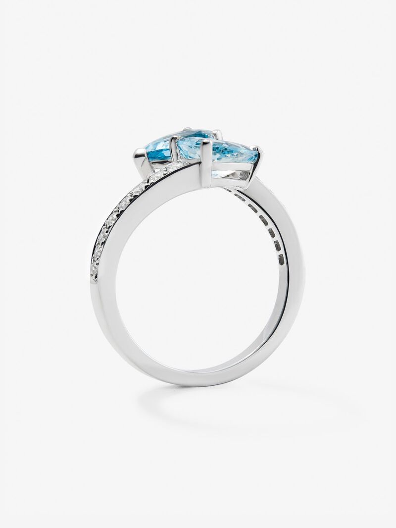 You and me ring in 18K white gold with 2 pear-cut blue aquamarines with a total of 1.81 cts and 18 brilliant-cut diamonds with a total of 0.22 cts image number 4