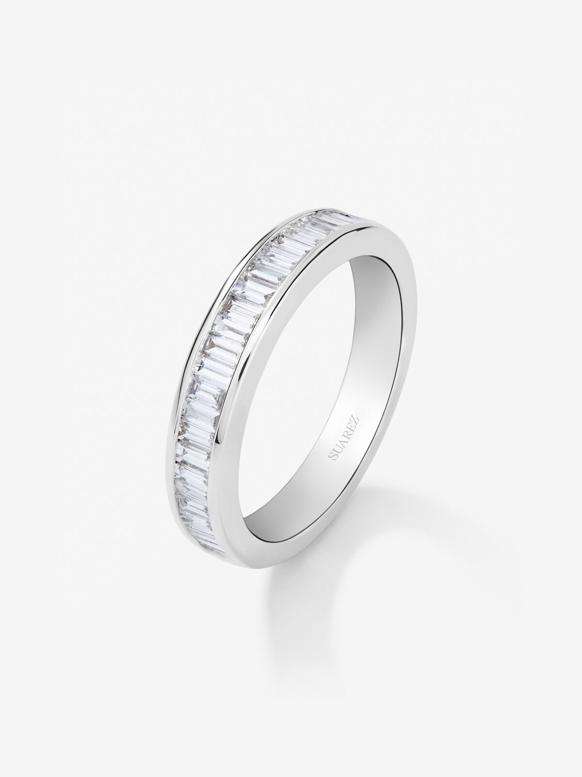Anillo alianza media de compromiso de oro blanco de 18K con