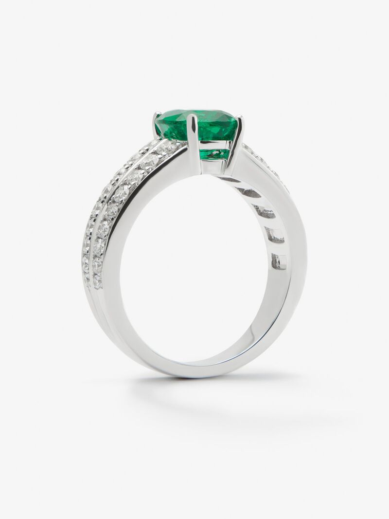 18K white gold ring with cushion-cut emerald of 1,563 cts and 36 brilliant-cut diamonds with a total of 0.64 cts image number 2