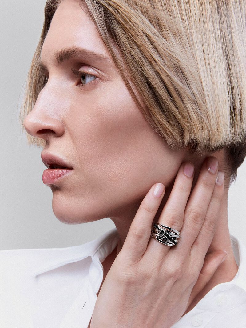 925 silver crossed multi-arm ring with 36 brilliant-cut black spinels image number 1