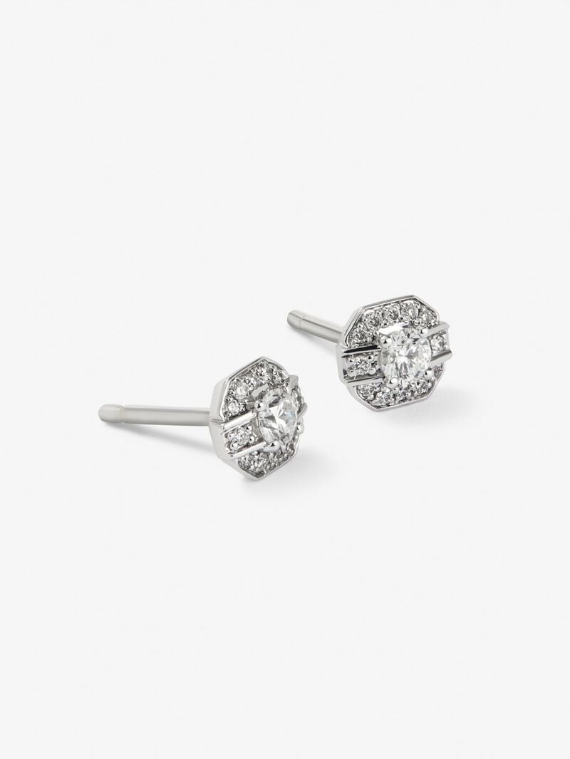 18K white gold earrings with 2 central brilliant-cut diamonds with a total of 0.2 cts and a border of 24 brilliant-cut diamonds with a total of 0.1 cts image number 3