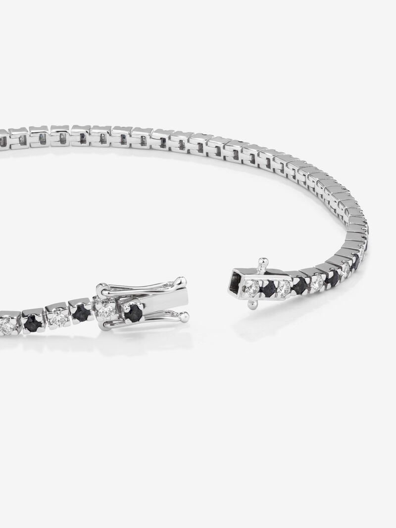 18K White Gold Riviere bracelet with black diamond and white diamond image number 4
