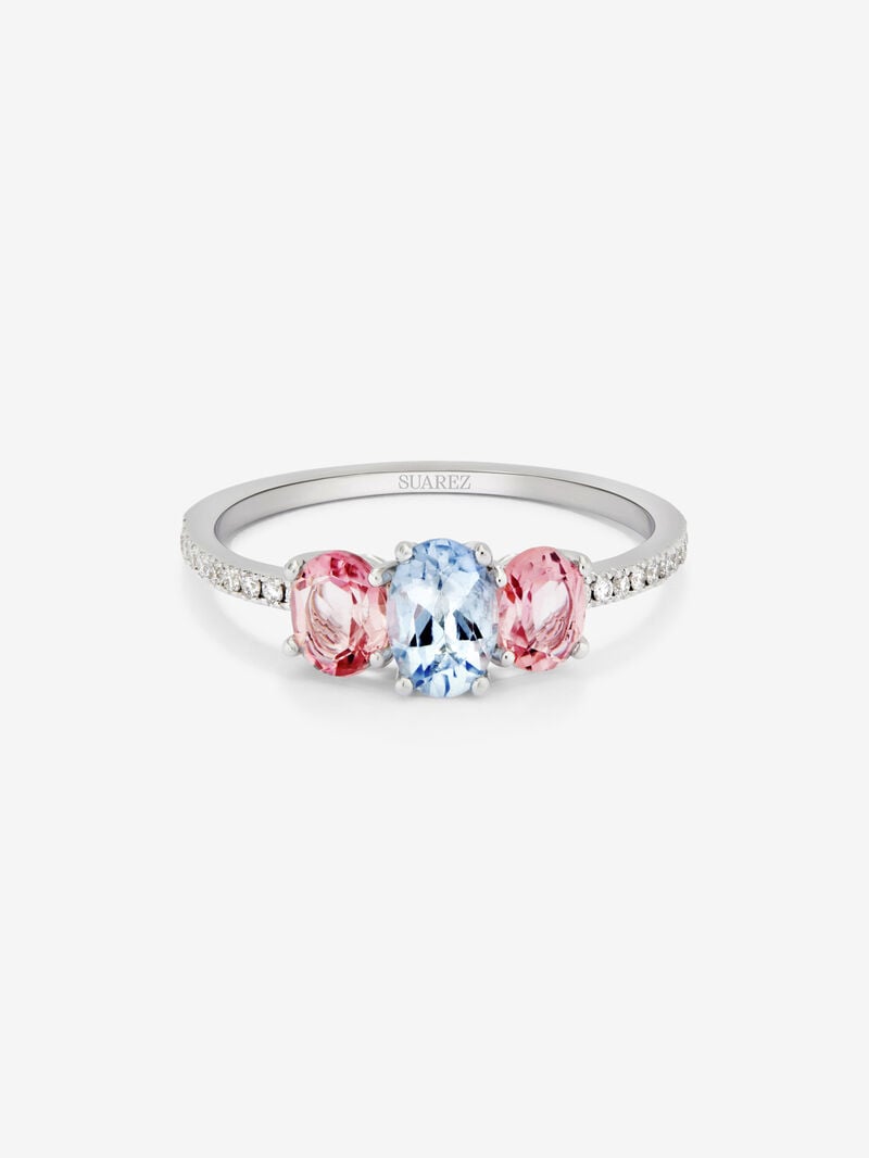 18K white gold triplet ring with oval-cut aquamarine of 0.4 cts, 2 oval-cut pink tourmalines with a total of 0.7 cts and 20 brilliant-cut diamonds with a total of 0.1 cts image number 2