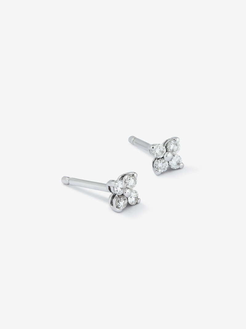 18K white gold flower earrings with diamonds image number 2