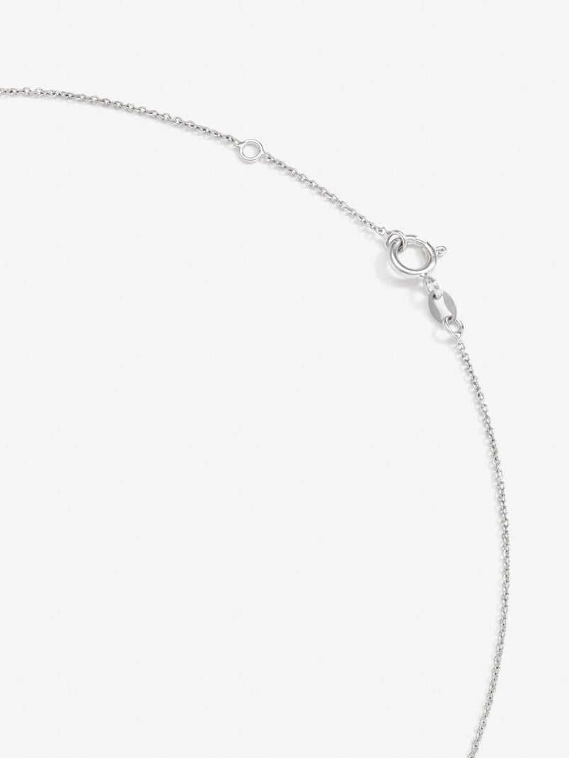 18K white gold pendant with emerald and brilliant cut diamonds with a total of 0.15 cts image number 2
