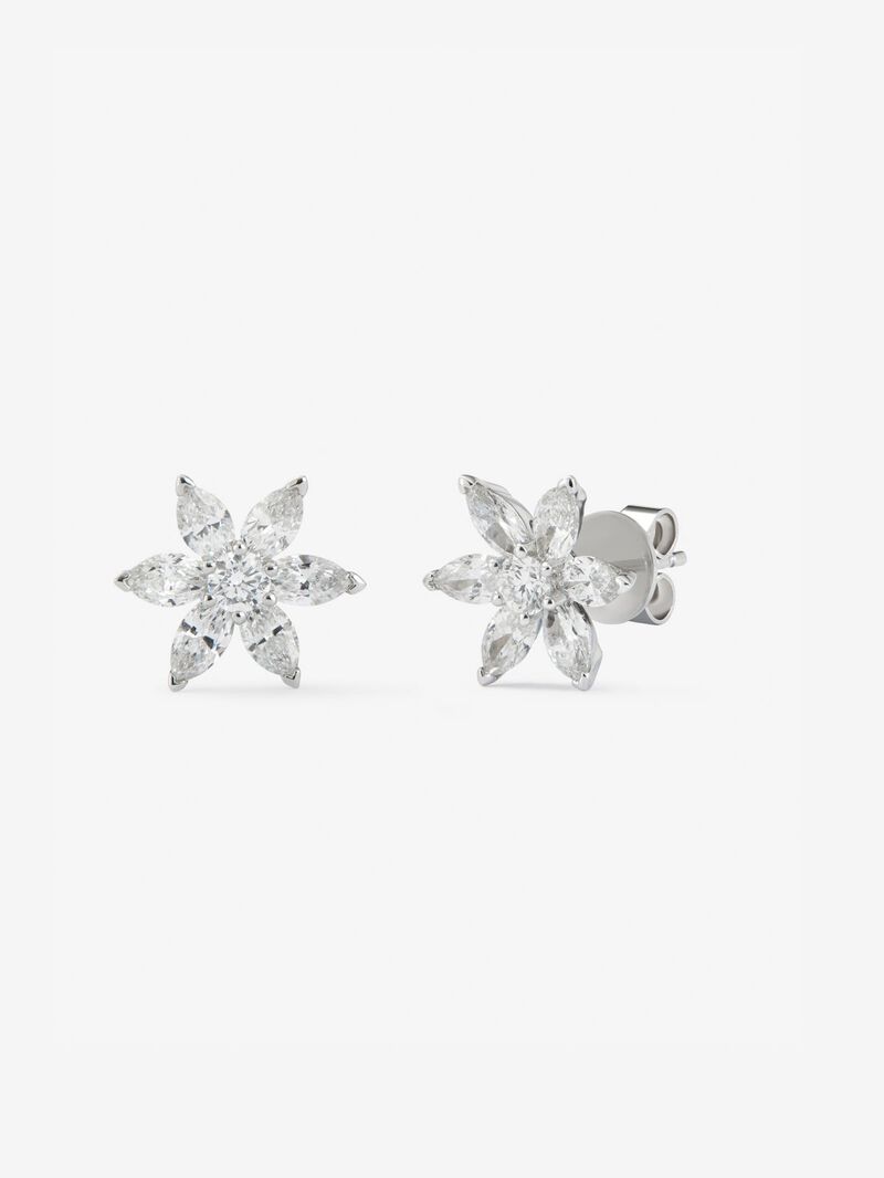 18K white gold earrings with 2 brilliant-cut diamonds with a total of 0.16 cts and 10 marquise-cut diamonds with a total of 1.06 cts image number 0
