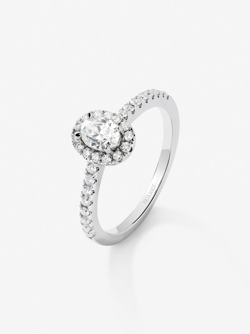 18K white gold ring with white diamonds in 0.68 cts image number 0