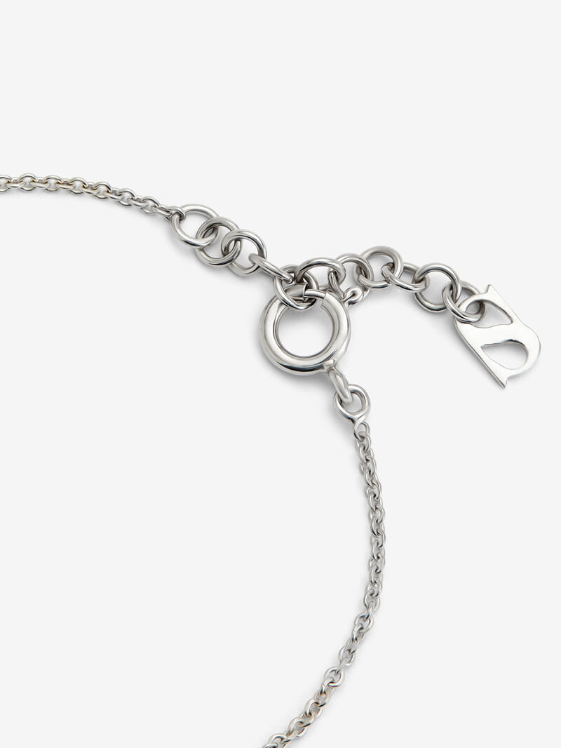18K white gold bracelet with a 0.14 ct central brilliant-cut diamond, diamond pavé, and a maple leaf design image number 4