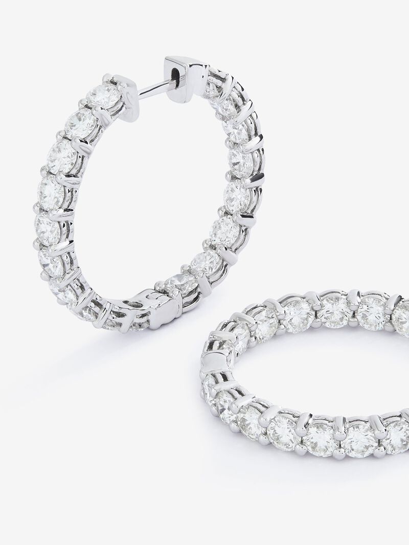 18K white gold ring earrings with white diamonds in 4.7 cts image number 2