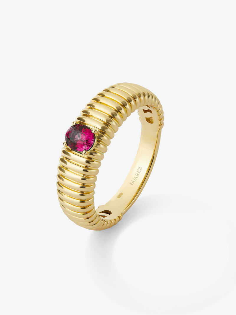 18K Yellow Gold Fluted Ring with Oval Cut Ruby image number 0